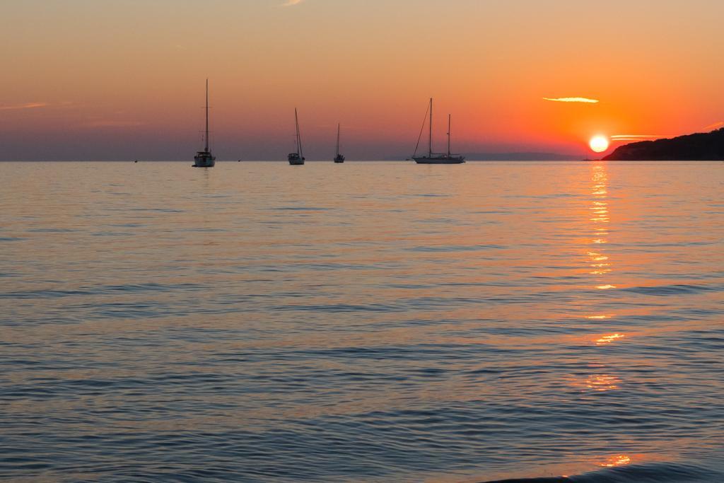 Air Sport Soleil Hotell Hyères Eksteriør bilde